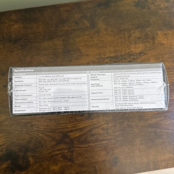 TRENDnet 300Mbps Mobile Wireless Router With Rechargeable Battery TEW-654TR - Picture 2 of 5